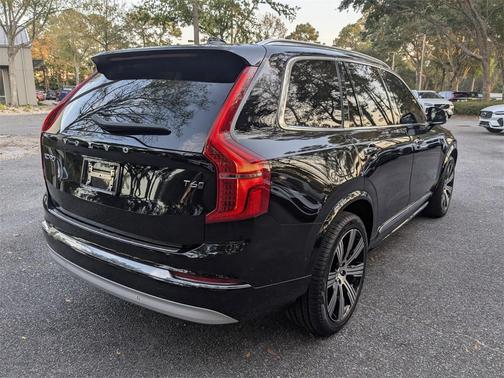 2022 Volvo XC90 T6 Inscription