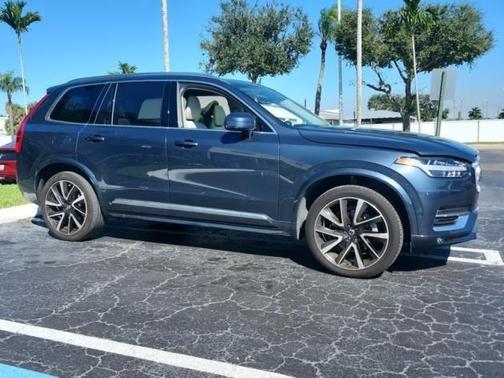 2023 Volvo XC90 B6 Plus 6-Seater