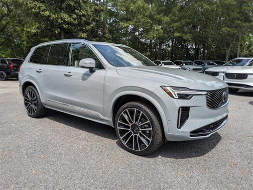 2025 Volvo XC90 B6 Ultra