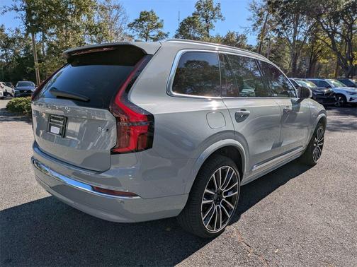 2025 Volvo XC90 B6 Ultra