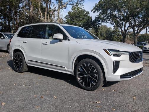 2026 Volvo XC90 B6 Ultra 7-Seater