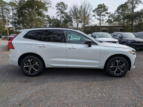 2026 Volvo XC60 B5 Core