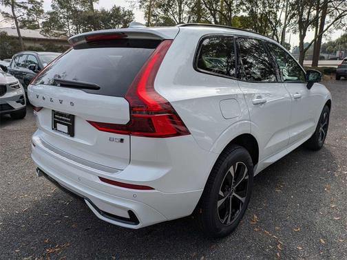 2026 Volvo XC60 B5 Core