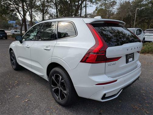 2026 Volvo XC60 B5 Core