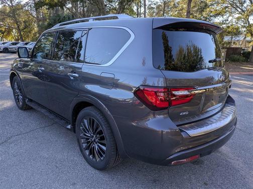 2024 INFINITI QX80 SENSORY AWD