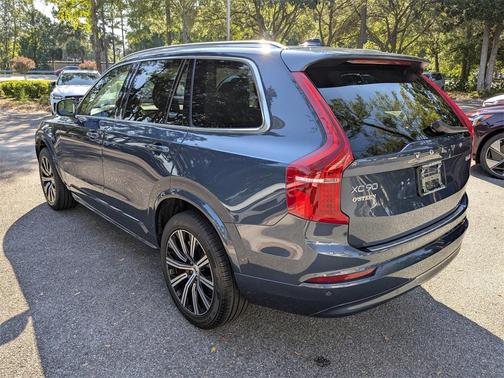 2023 Volvo XC90 B6 Core