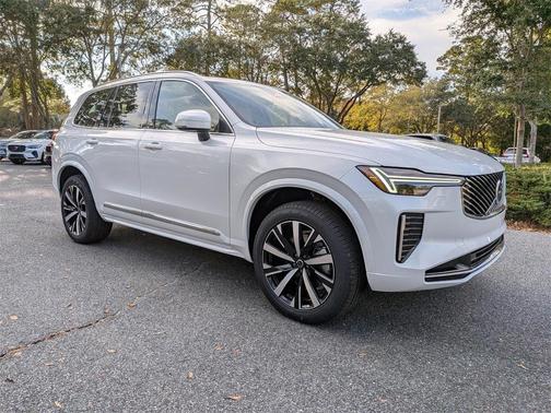 2026 Volvo XC90 B5 Core