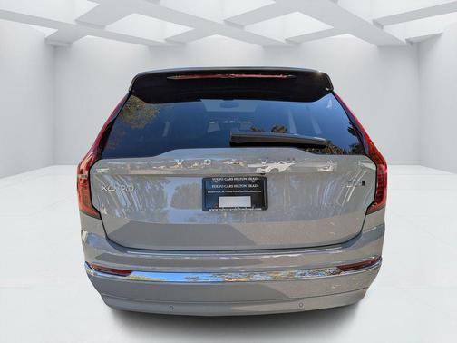 Vapour Grey Metallic 2026 Volvo XC90 Plus, B6 AWD Gas (mild hybrid), Gasoline, Bright, 7 Seats