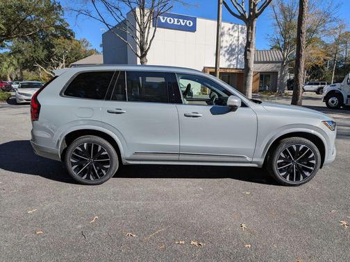Vapour Grey Metallic 2026 Volvo XC90 Plus, B6 AWD Gas (mild hybrid), Gasoline, Bright, 7 Seats