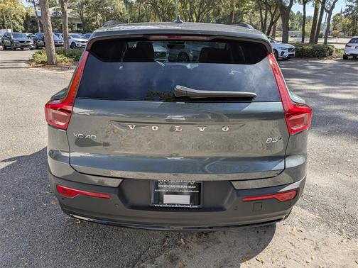 2026 Volvo XC40 B5 Plus