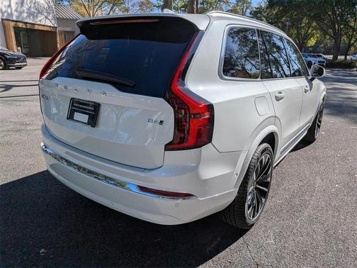 2026 Volvo XC90 B6 Plus 7-Seater