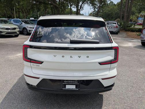 2025 Volvo EX90 Plus, Twin Motor Performance, Fully electric, 6 Seats