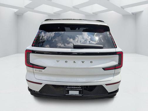 Crystal White Metallic 2025 Volvo EX90 Plus, Twin Motor Performance, Fully electric, 6 Seats
