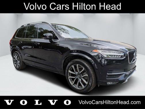 Onyx Black Metallic 2017 Volvo XC90 T6 Momentum