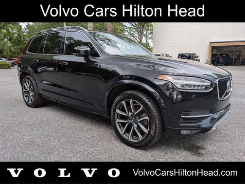 Onyx Black Metallic 2017 Volvo XC90 T6 Momentum