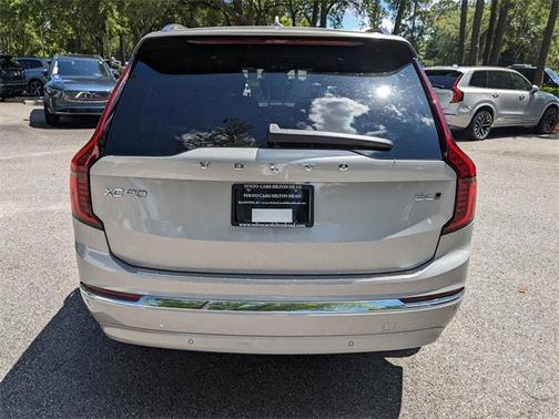 2025 Volvo XC90 B6 Core