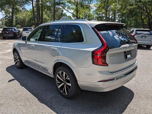 2025 Volvo XC90 B6 Core