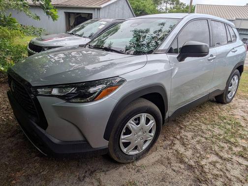 Sonic Silver 2023 Toyota Corolla Cross L