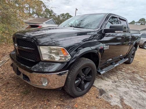 2018 RAM 1500 SLT