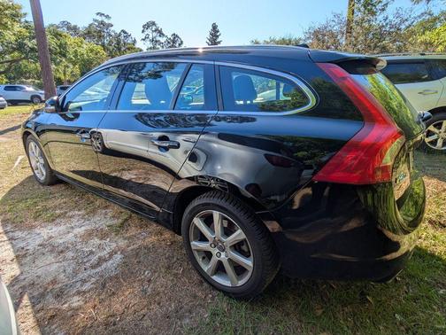 Black Stone 2016 Volvo V60 T5 Drive-E Platinum