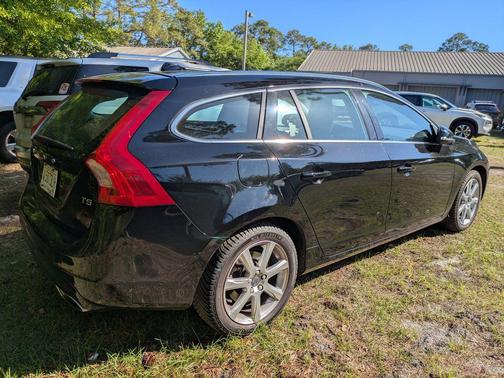 Black Stone 2016 Volvo V60 T5 Drive-E Platinum