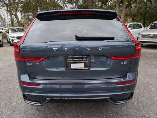 2026 Volvo XC60 B5 Plus