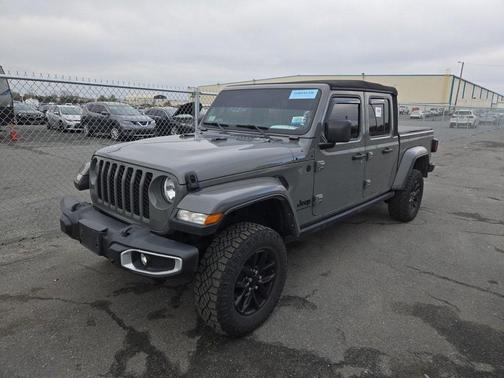 2021 Jeep Gladiator Sport S