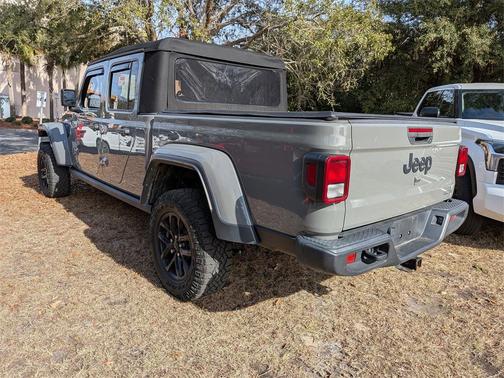 2021 Jeep Gladiator Sport S