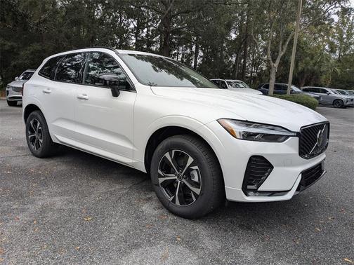 2026 Volvo XC60 B5 Core