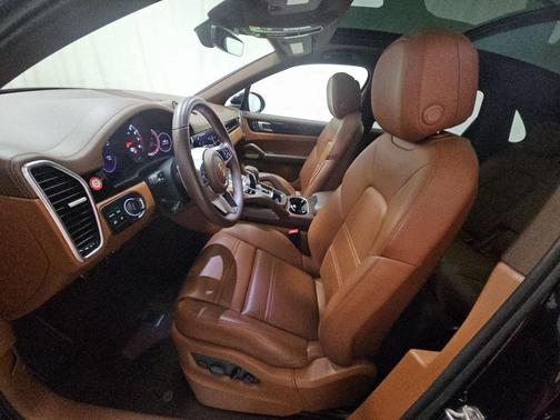 2022 Porsche Cayenne S