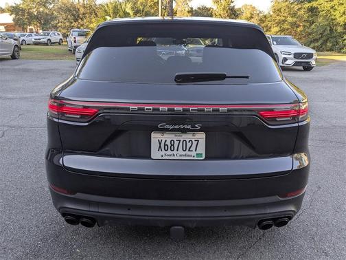 2022 Porsche Cayenne S