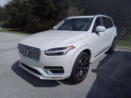 2023 Volvo XC90 B5 Plus