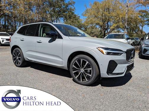 2025 Volvo XC60 B5 Plus