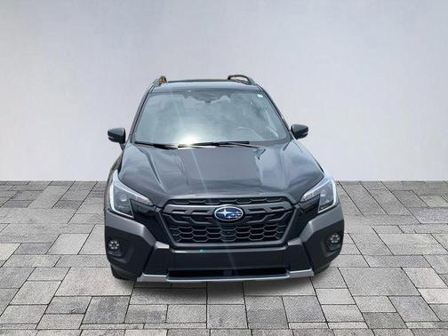 Crystal Black Silica 2024 Subaru Forester Wilderness