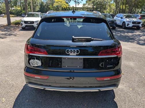 2022 Audi Q5 40 Premium