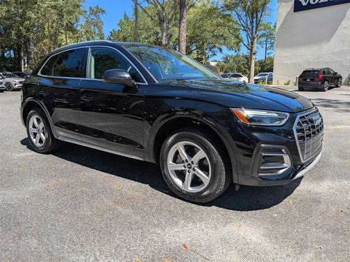 2022 Audi Q5 40 Premium