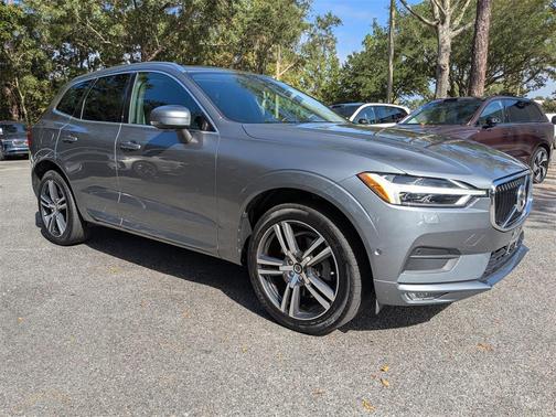 2019 Volvo XC60 T6 Momentum