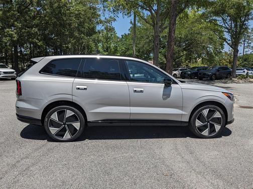 2025 Volvo EX90 Twin Motor Plus