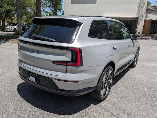 2025 Volvo EX90 Twin Motor Plus