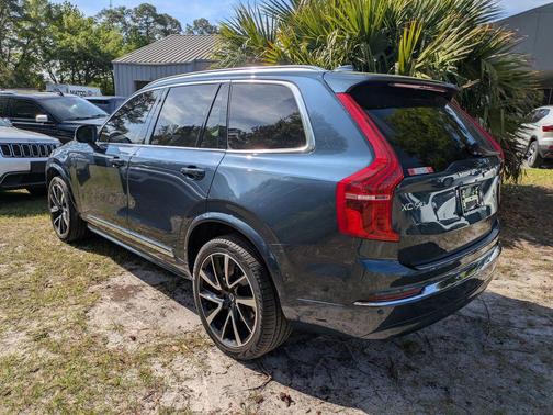 2024 Volvo XC90 B6 Plus Bright Theme 7-Seater