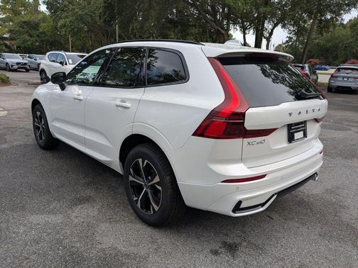 2026 Volvo XC60 B5 Core