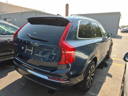 2023 Volvo XC90 B6 Plus 6-Seater