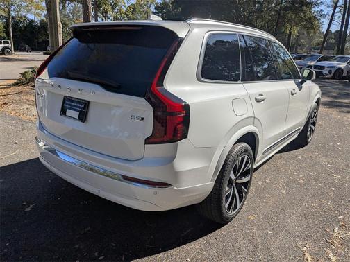 2026 Volvo XC90 B5 Core