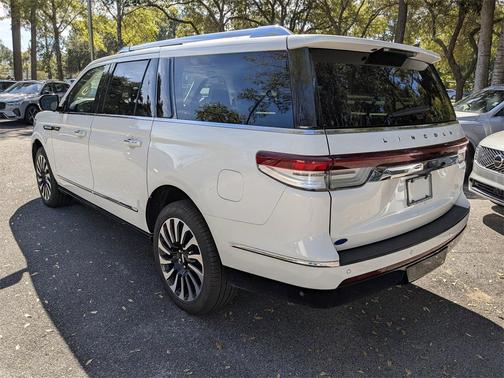 2023 Lincoln Navigator Black Label