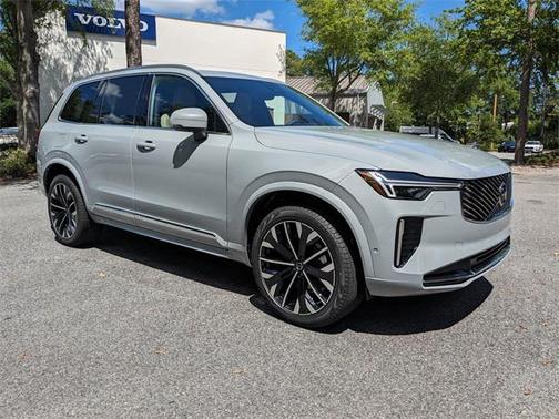 2025 Volvo XC90 B6 Plus 7-Seater