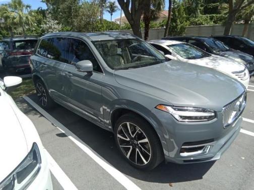 2022 Volvo XC90 Recharge Plug-In Hybrid T8 Inscription Expression 6 Passenger