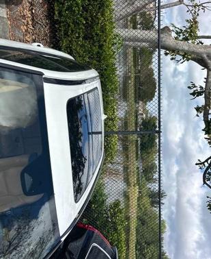 2023 Volvo XC60 B5 Ultimate Dark Theme