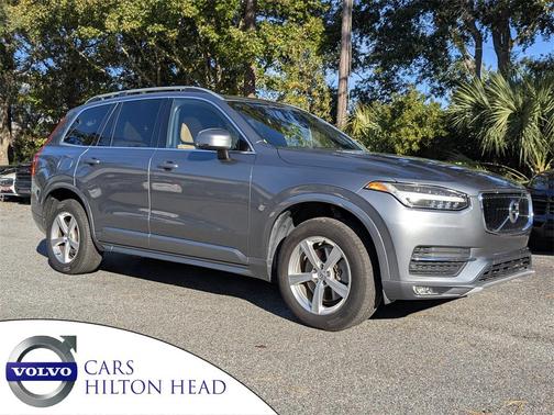 2017 Volvo XC90 T5 Momentum