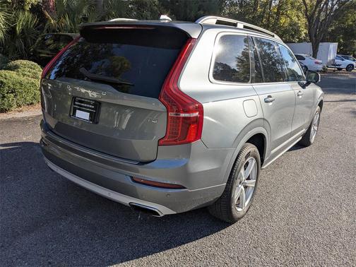 2017 Volvo XC90 T5 Momentum