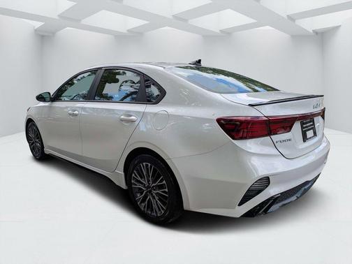 Snow White Pearl 2023 Kia Forte GT-Line